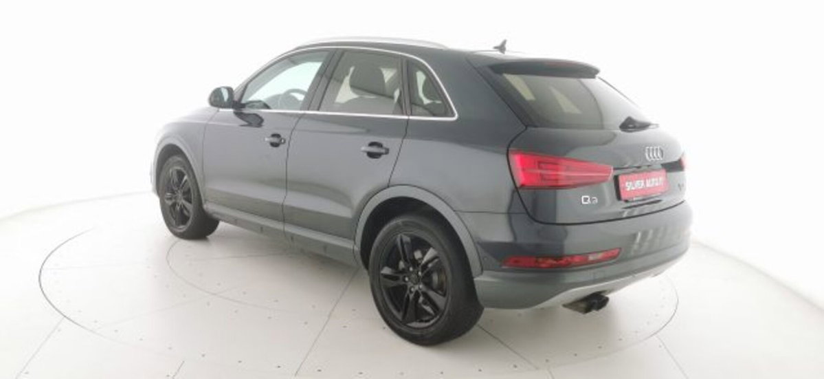 Audi Q3 Sportback 40 TFSI S tronic quattro edition (5)