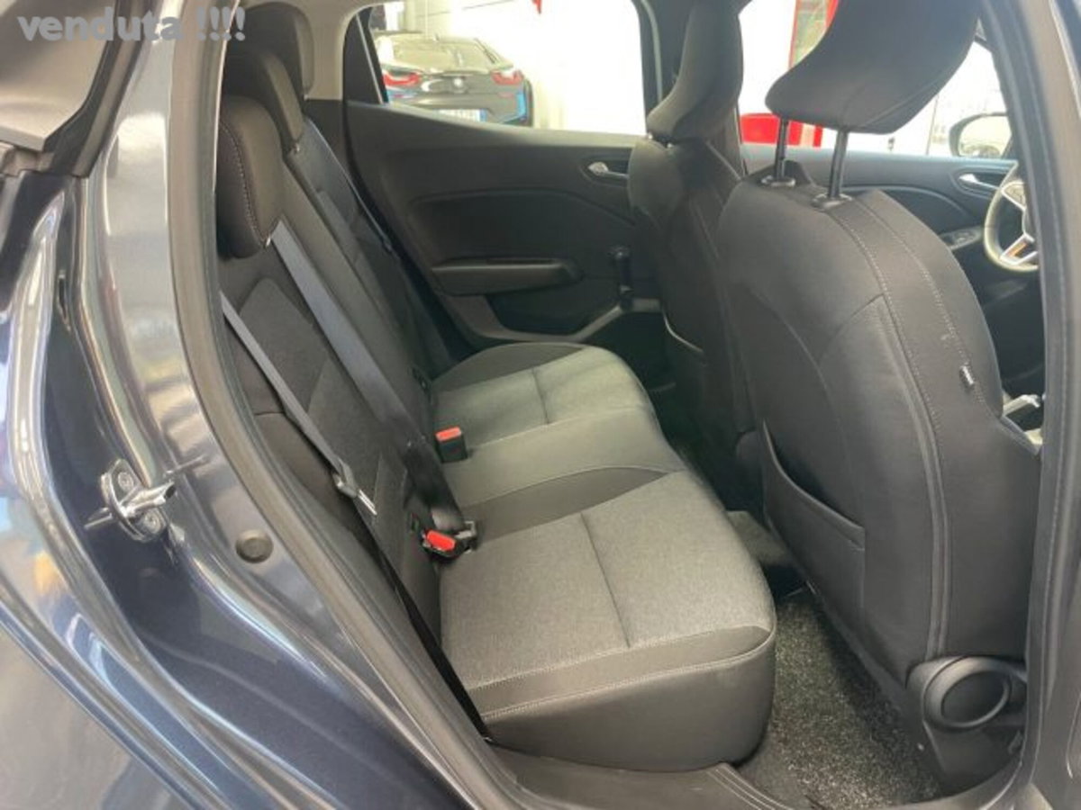 Renault Clio Blue dCi 100 CV 5 porte Business (15)