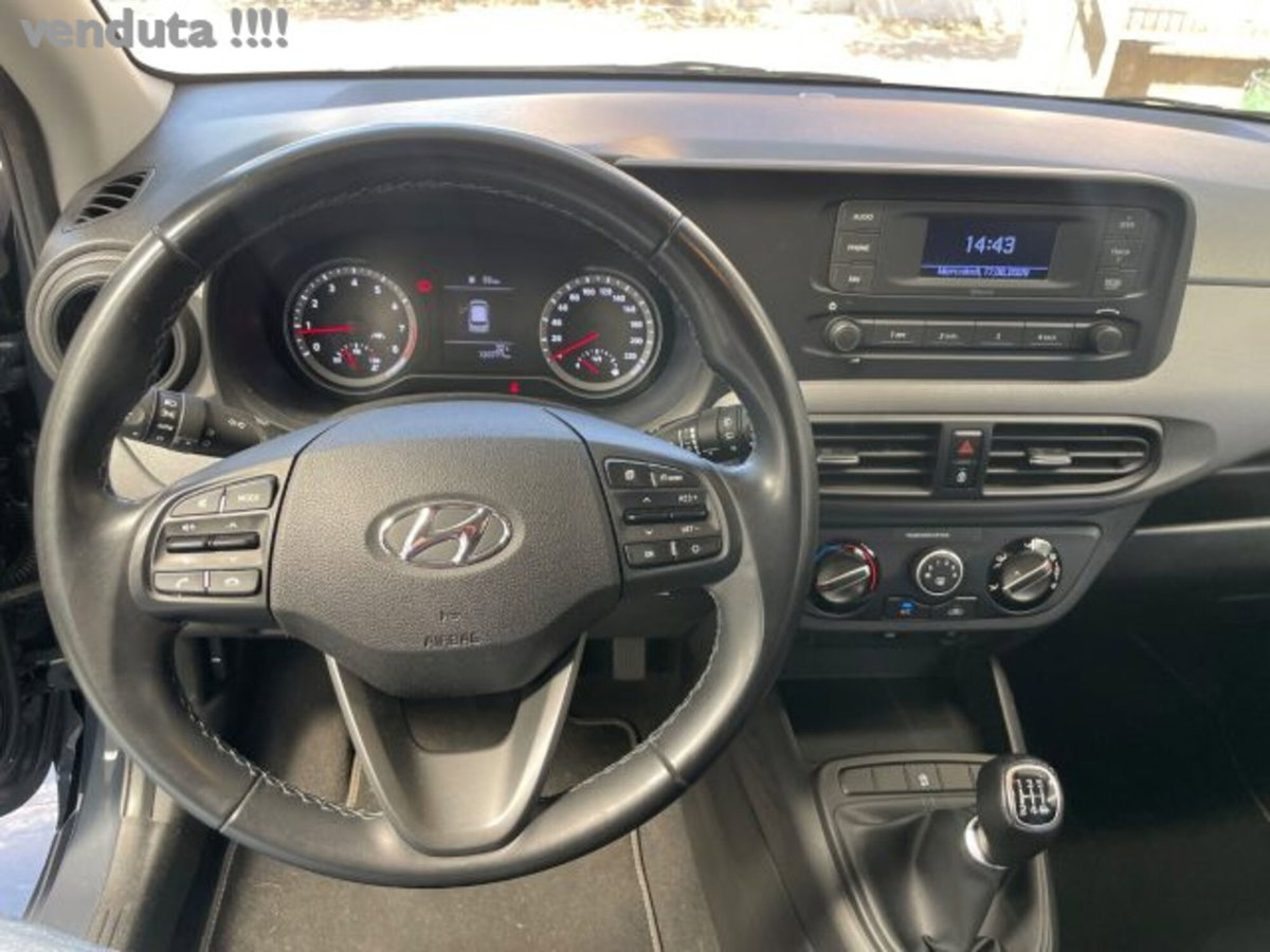 Hyundai i10 1.0 MPI Advanced (11)