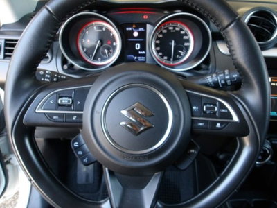 Suzuki Swift 1.2h Top 2wd (13)