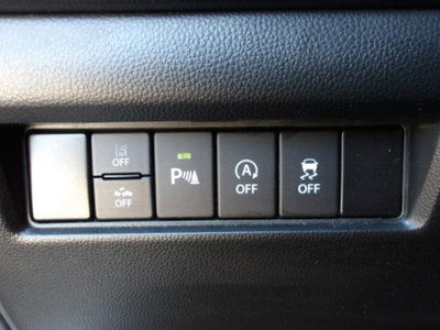 Suzuki Swift 1.2h Top 2wd (14)