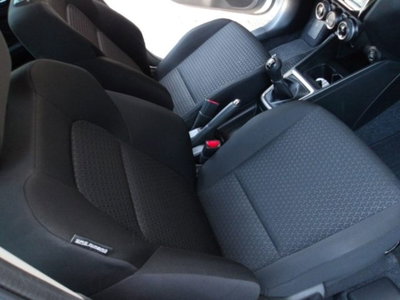 Suzuki Swift 1.2h Top 2wd (18)