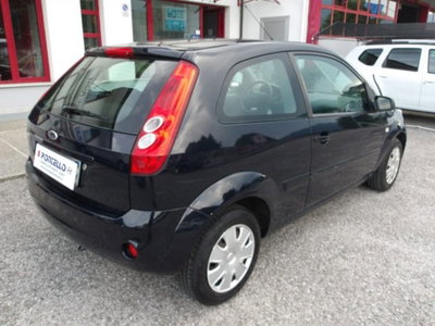Ford Fiesta 1.2 16V 3p. (7)