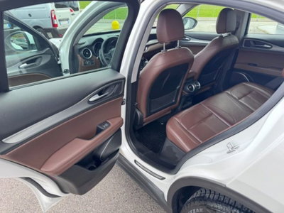 Alfa Romeo Stelvio Stelvio 2.2 Turbodiesel 210 CV AT8 Q4 Super (18)