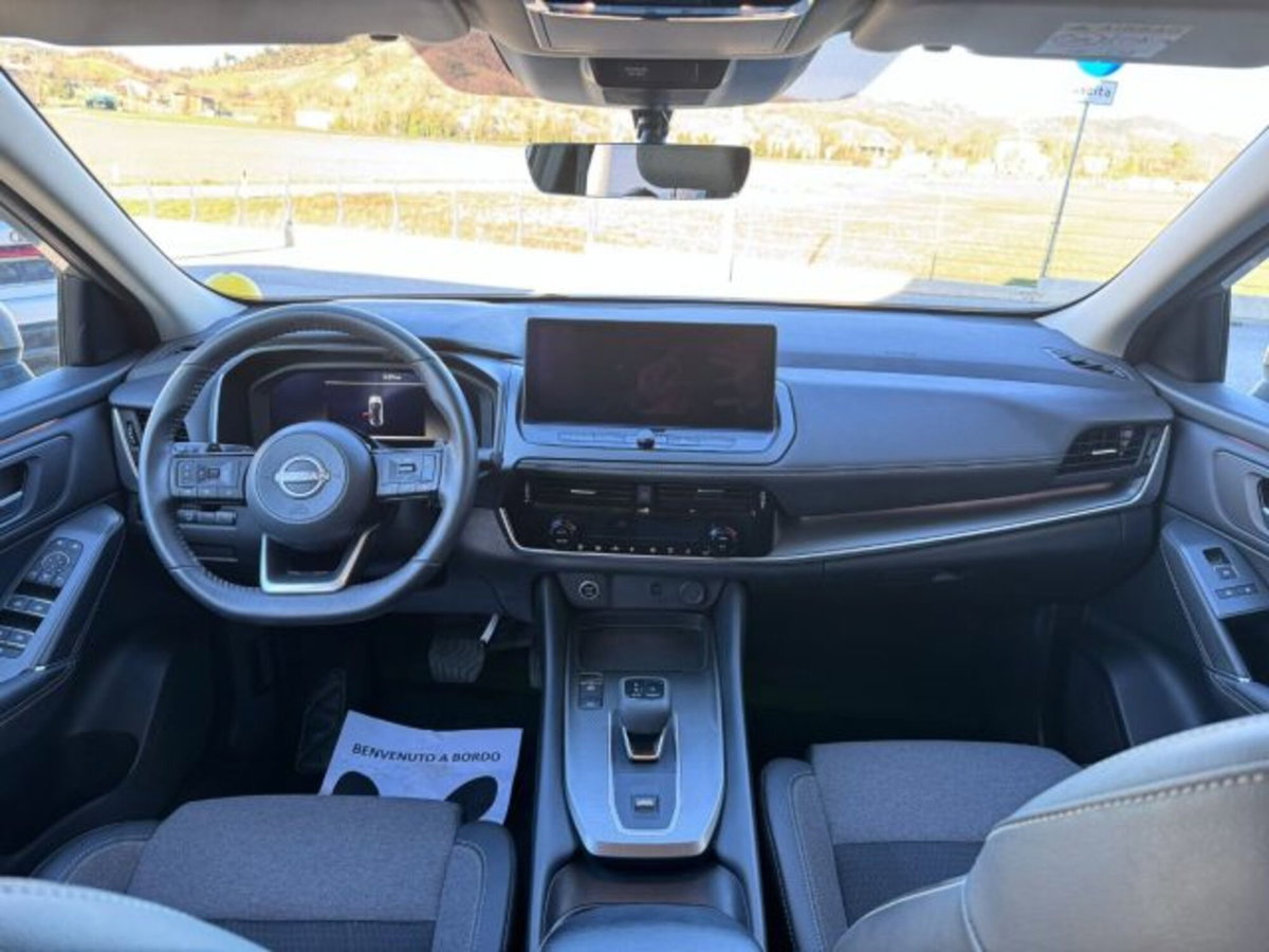 Nissan Qashqai 1.3 mhev N-Connecta 2wd 158cv (16)