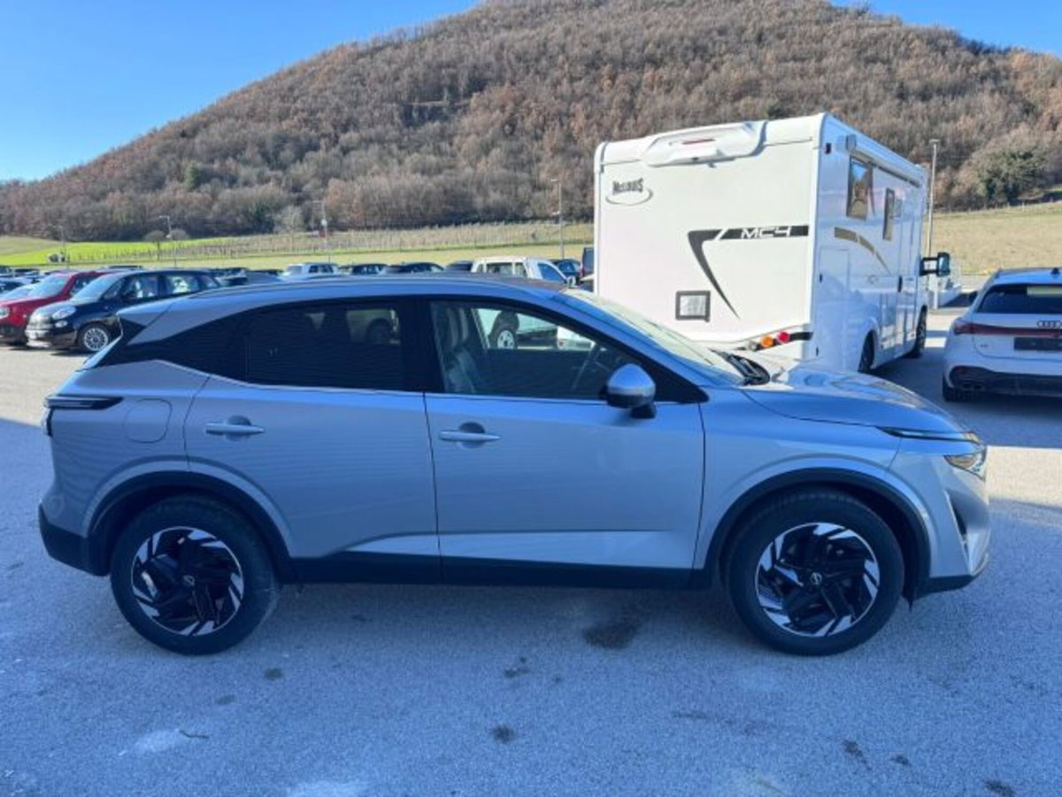 Nissan Qashqai 1.3 mhev N-Connecta 2wd 158cv (4)