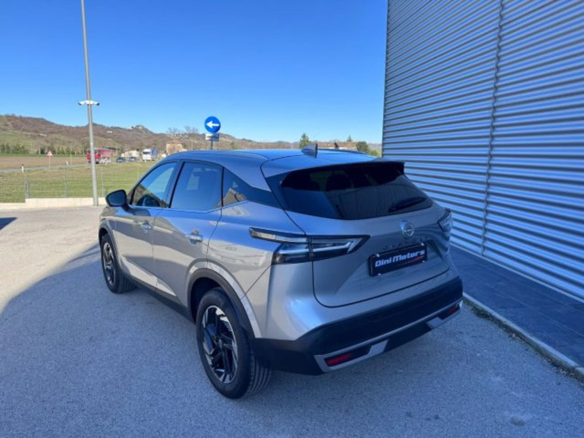 Nissan Qashqai 1.3 mhev N-Connecta 2wd 158cv (7)