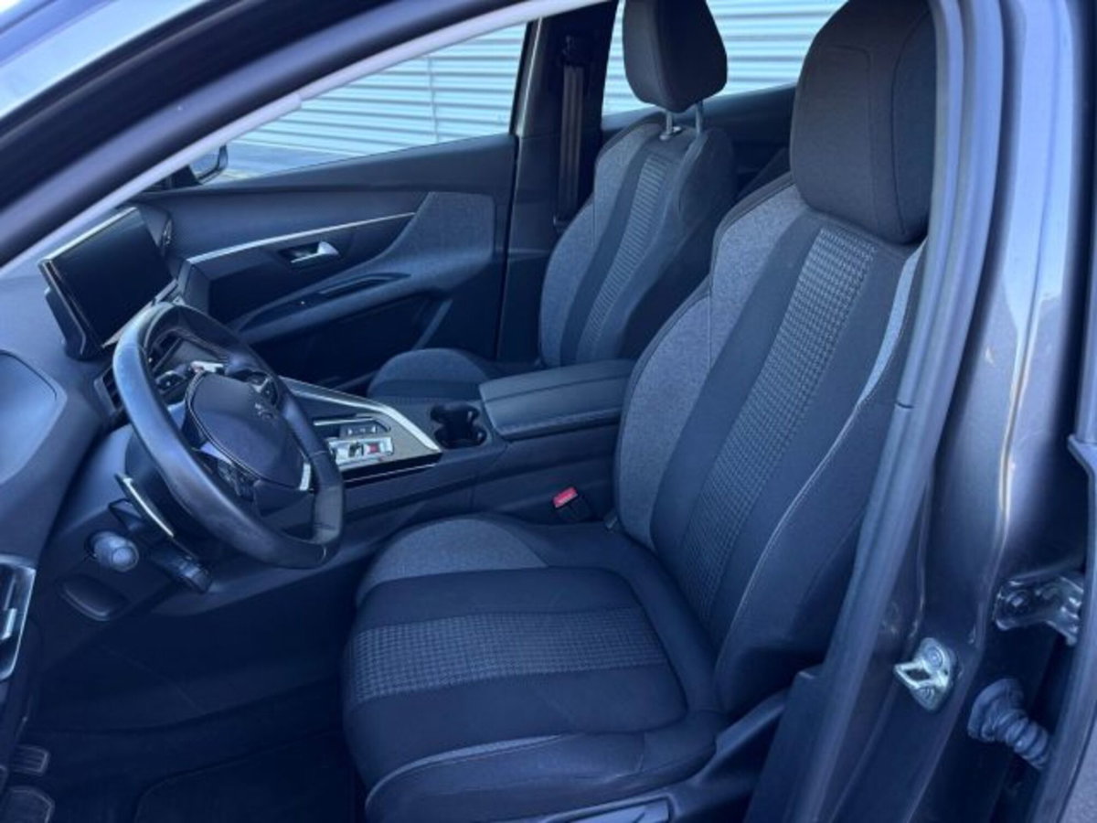 Peugeot 3008 BlueHDi 130 S&S EAT8 Allure Pack (20)