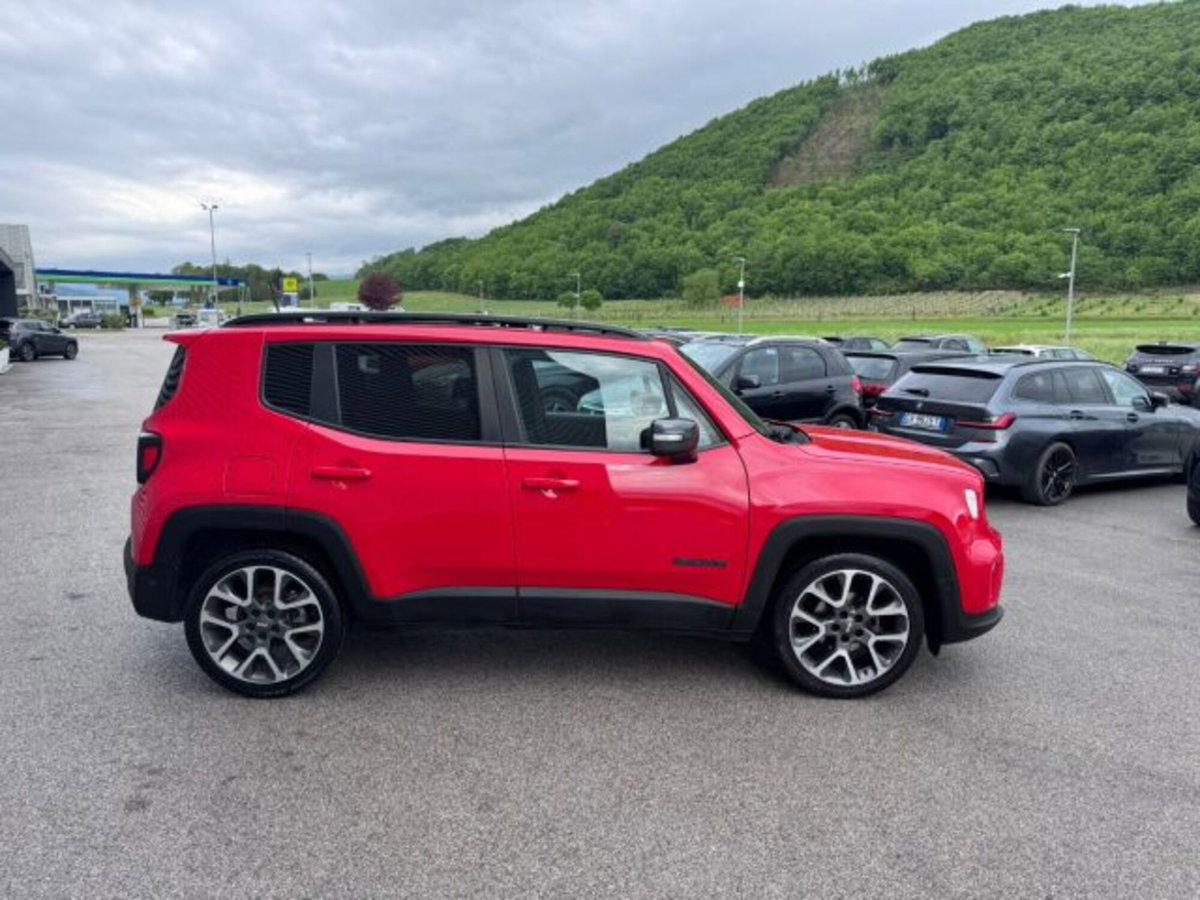 Jeep Renegade 1.6 Mjt 130 CV S (4)