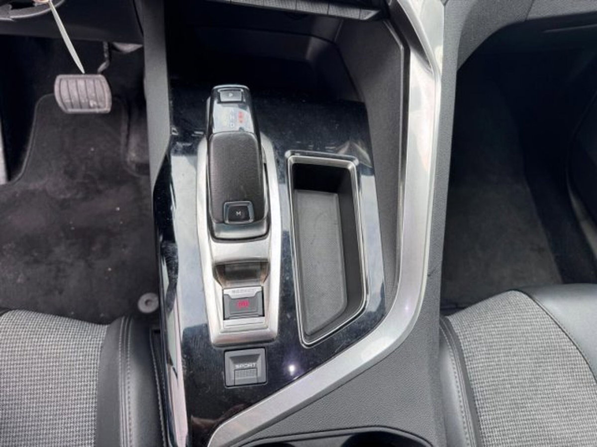 Peugeot 5008 BlueHDi 130 S&S Allure (15)