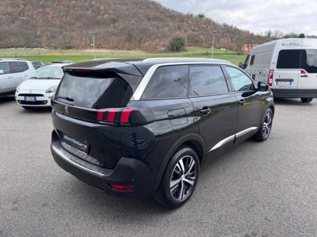 Peugeot 5008 BlueHDi 130 S&S Allure (5)