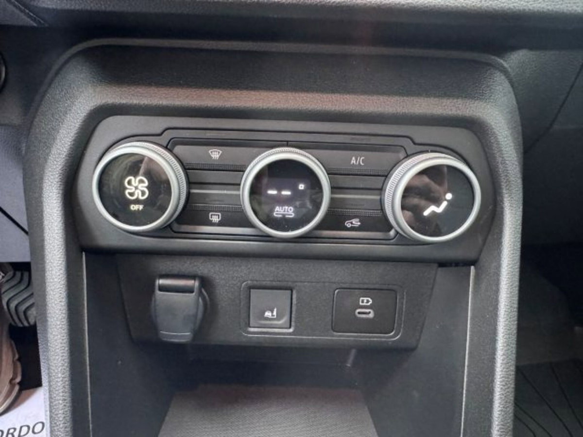 Dacia Sandero Stepway 1.0 tce Extreme Up Eco-g 100cv (14)