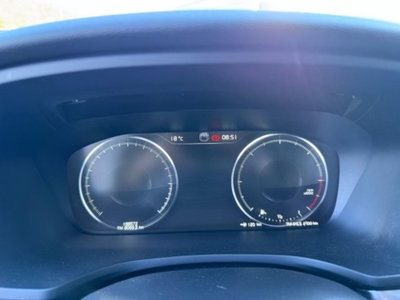 Volvo V60 D3 Geartronic R-design (11)