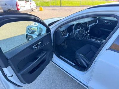 Volvo V60 D3 Geartronic R-design (17)