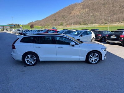 Volvo V60 D3 Geartronic R-design (4)