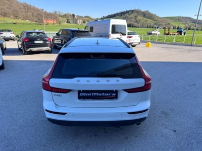 Volvo V60 D3 Geartronic R-design (6)