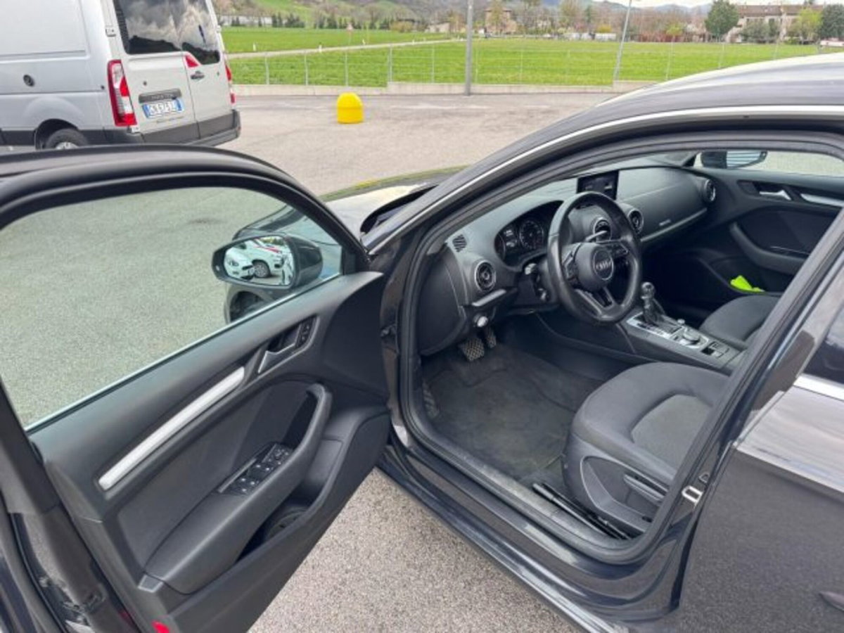 Audi A3 Sportback 1.6 TDI clean diesel Admired (15)