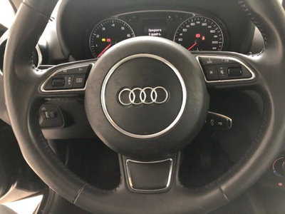 Audi A1 Sportback 1.2 TFSI S line edition plus (9)