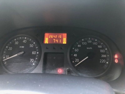 Renault Clio Storia 1.2 5 porte (16)