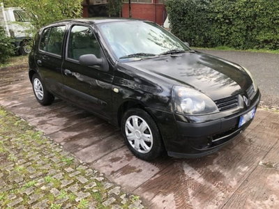 Renault Clio Storia 1.2 5 porte (2)