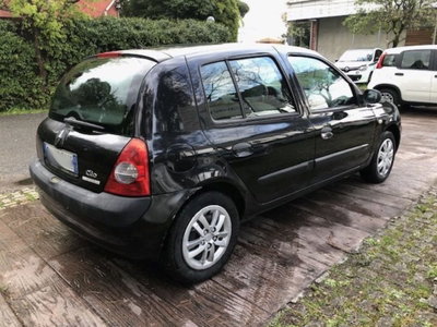 Renault Clio Storia 1.2 5 porte (3)