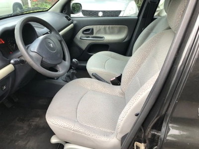 Renault Clio Storia 1.2 5 porte (8)
