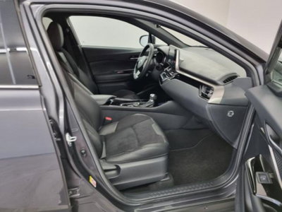Toyota Toyota C-HR 1.8 Hybrid E-CVT Dynamic (12)