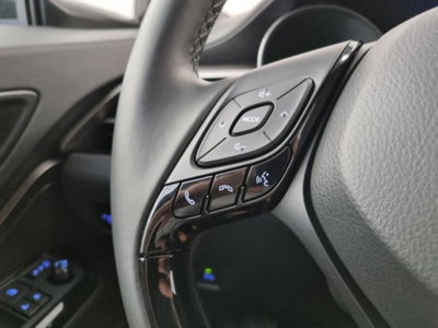 Toyota Toyota C-HR 1.8 Hybrid E-CVT Dynamic (18)