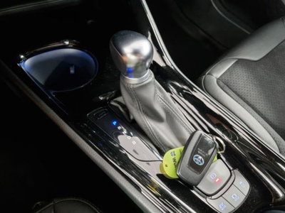 Toyota Toyota C-HR 1.8 Hybrid E-CVT Dynamic (9)