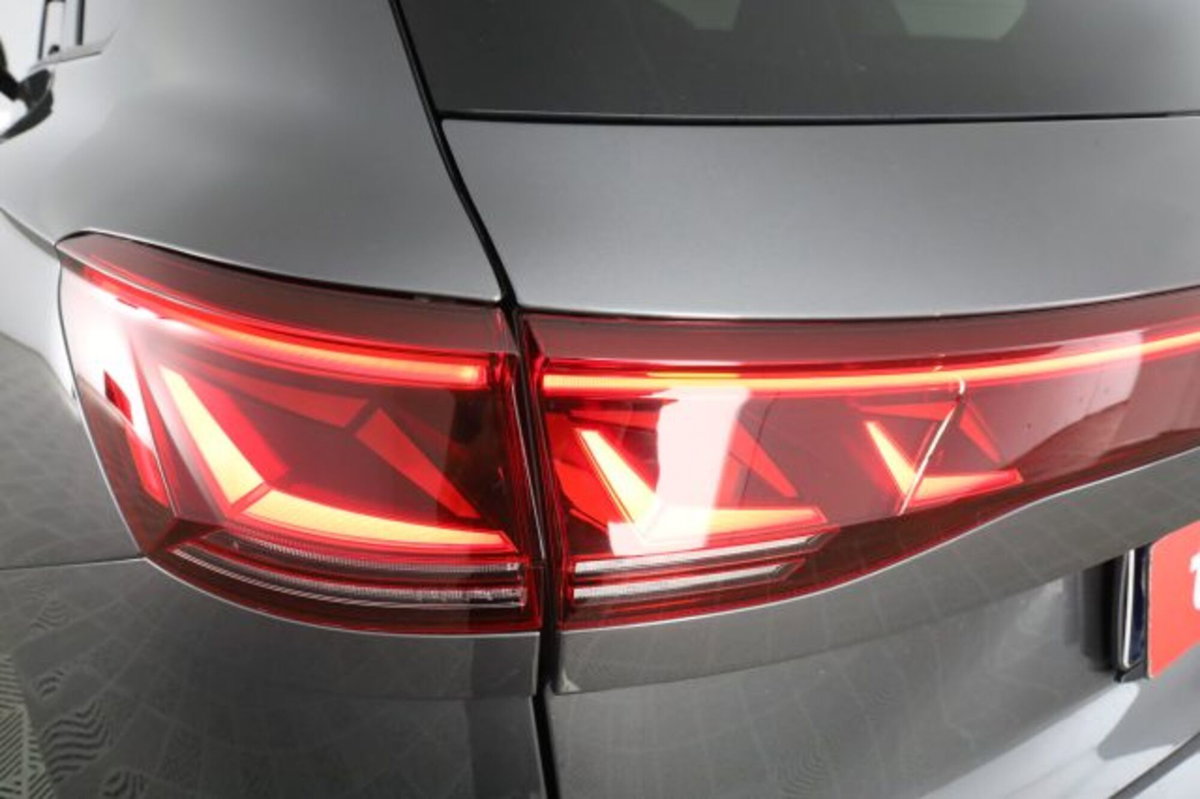 Volkswagen Touareg 3.0 V6 TDI SCR Elegance (10)