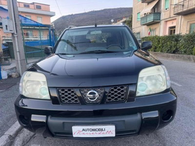 Nissan X-Trail 2.2 dCi Elegance (2)