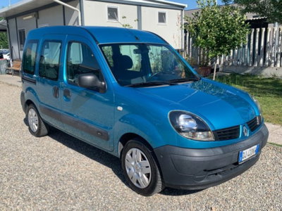 Renault Kangoo 1.5 dCi/84CV 5p. Pampa Luxe (3)