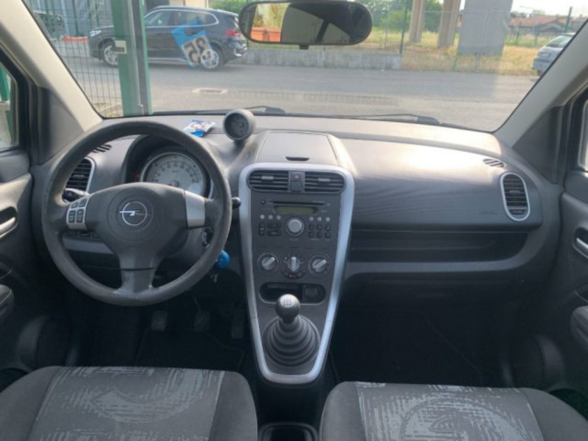 Opel Agila 1.0 12V 65CV Enjoy (13)