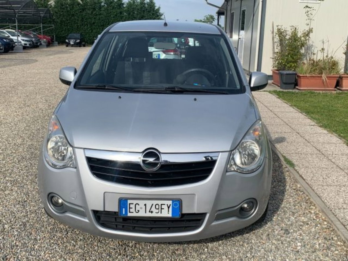 Opel Agila 1.0 12V 65CV Enjoy (2)