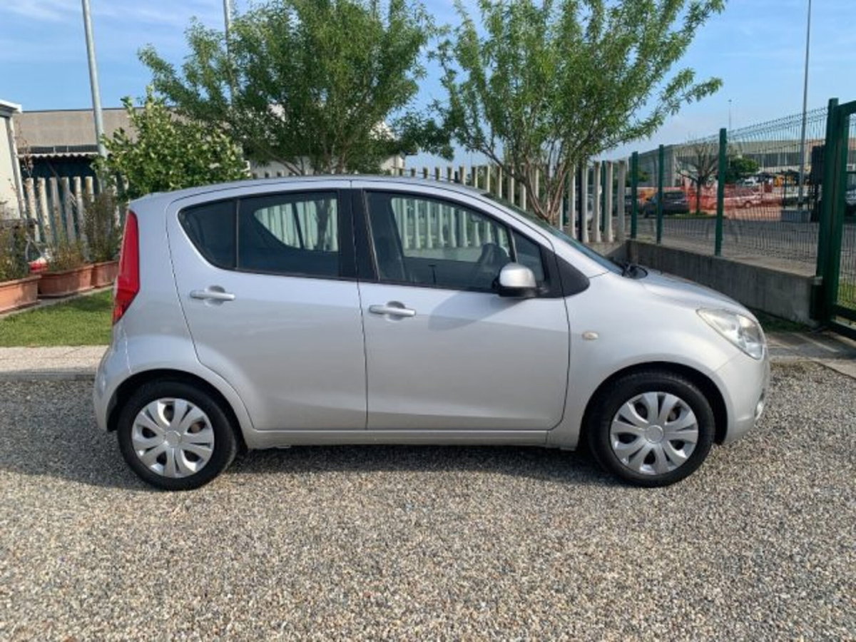 Opel Agila 1.0 12V 65CV Enjoy (4)