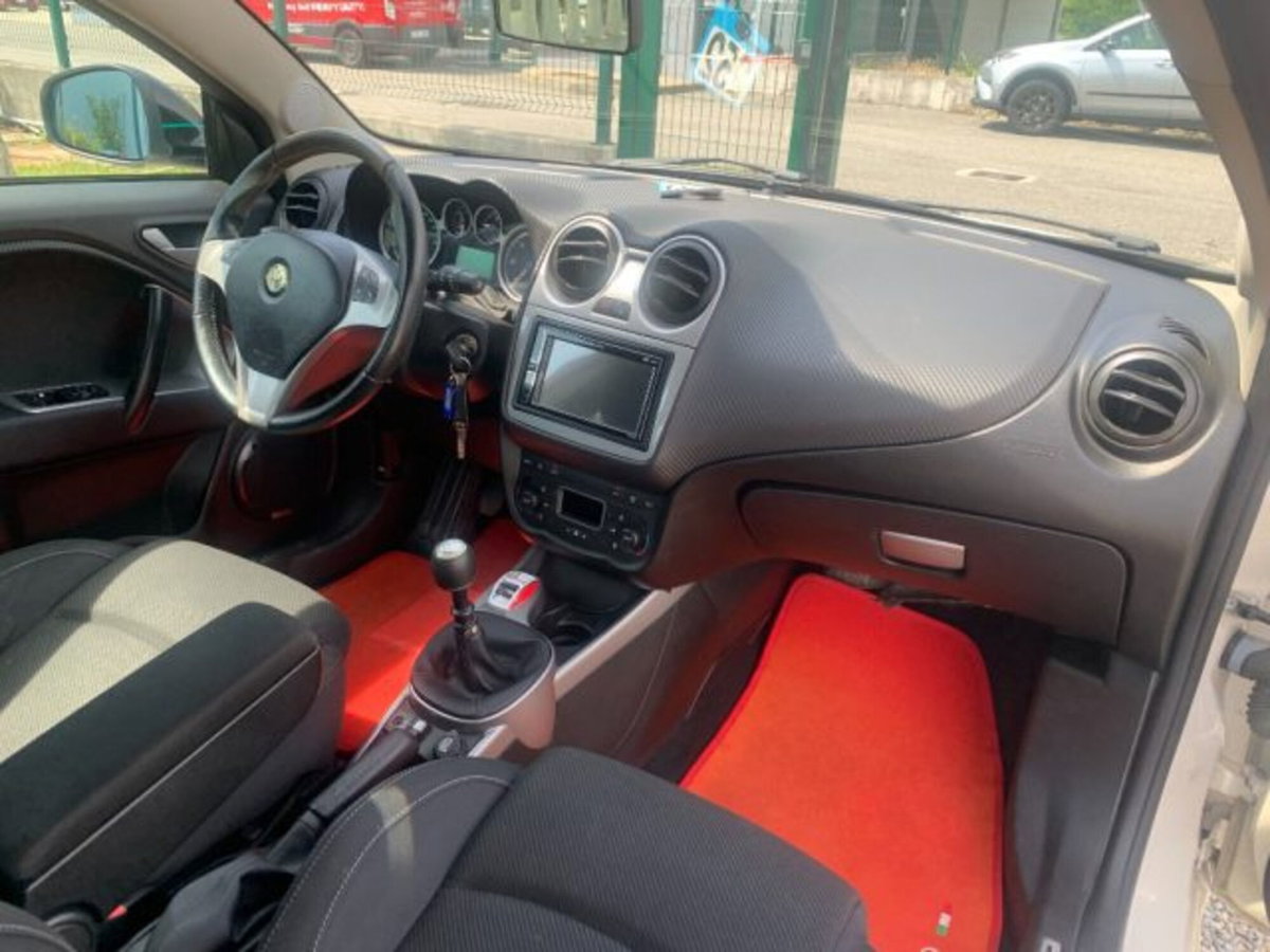 Alfa Romeo MiTo 1.3 JTDm-2 95 CV S&S Distinctive (12)