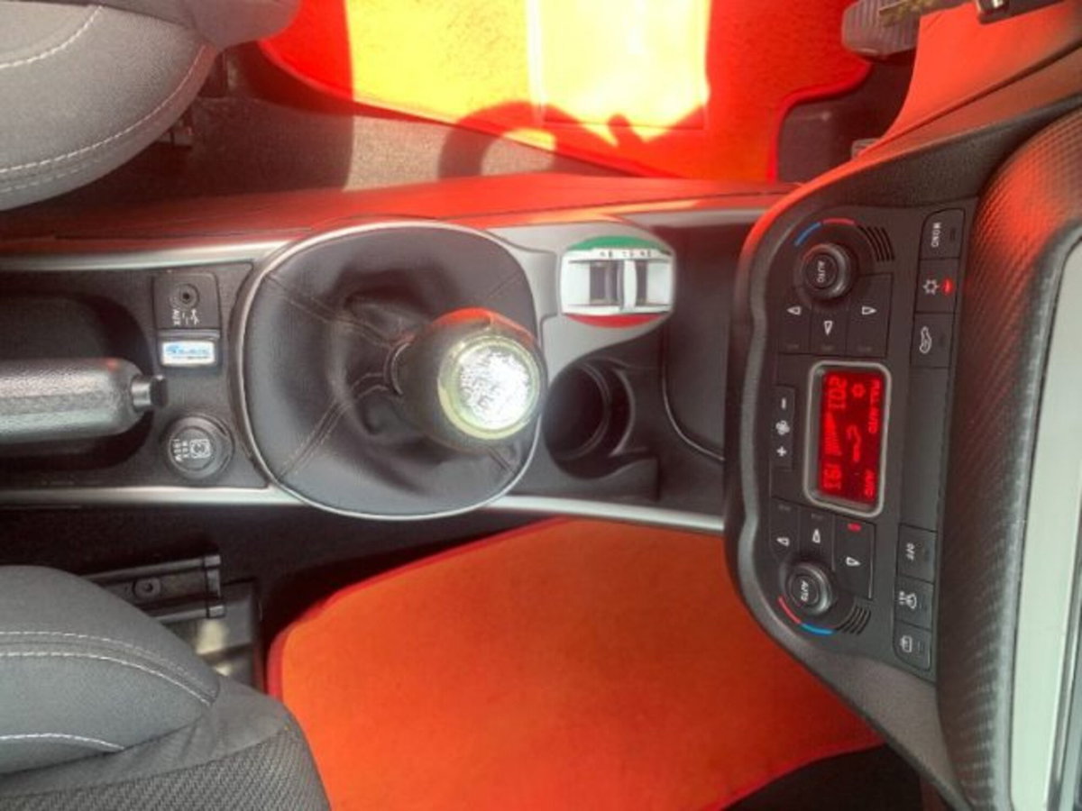 Alfa Romeo MiTo 1.3 JTDm-2 95 CV S&S Distinctive (15)