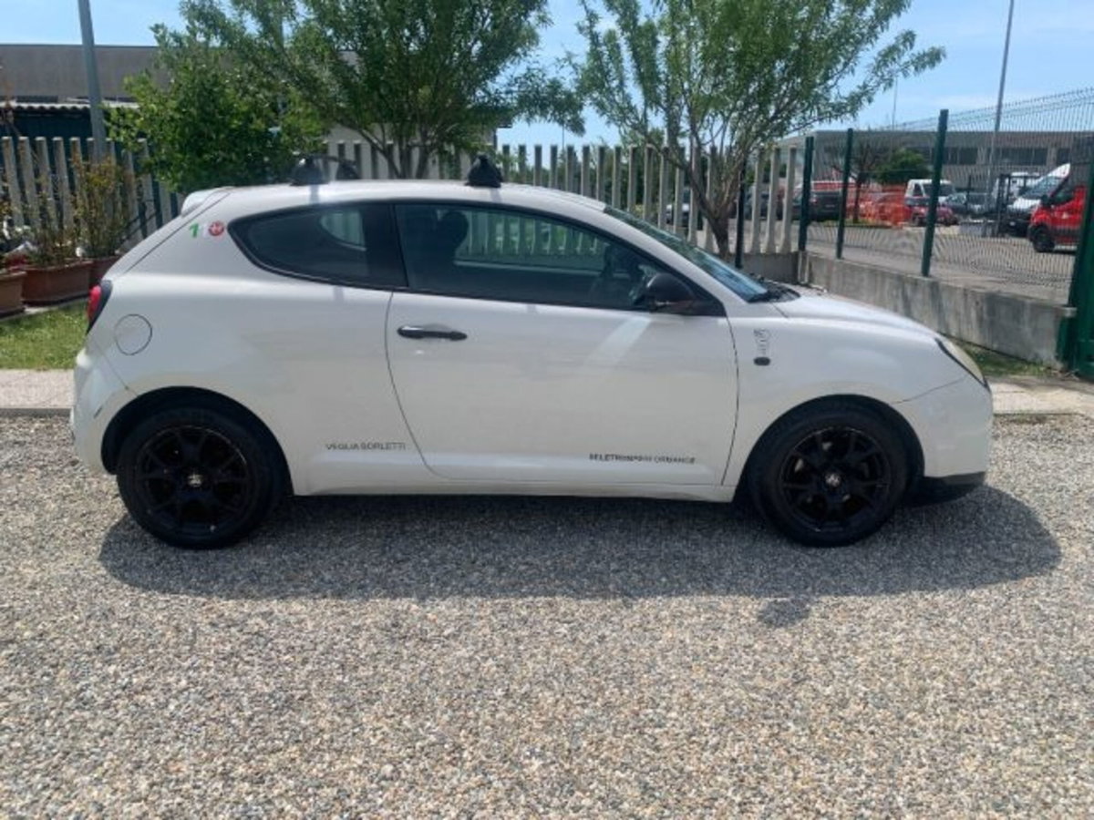 Alfa Romeo MiTo 1.3 JTDm-2 95 CV S&S Distinctive (4)
