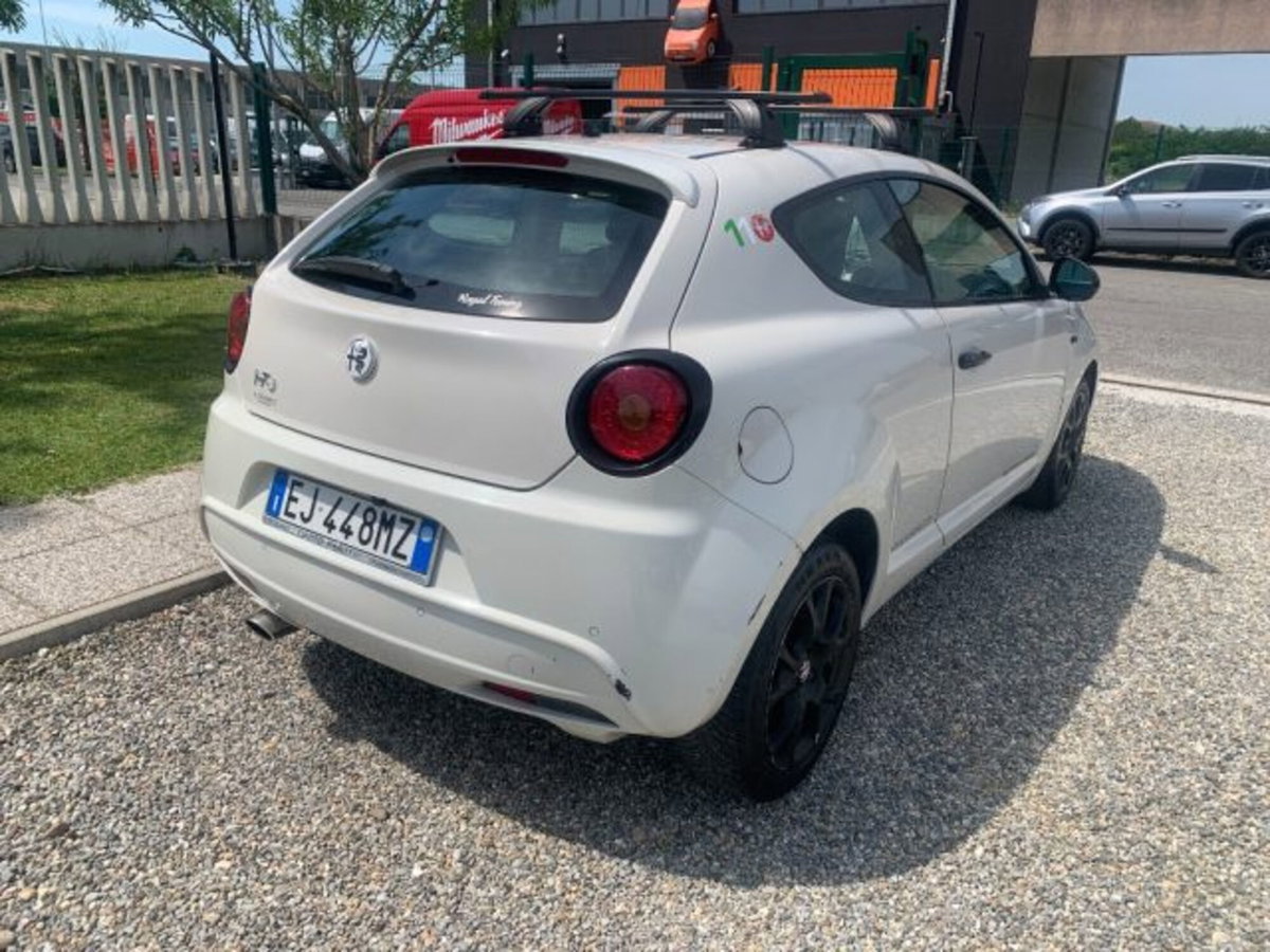 Alfa Romeo MiTo 1.3 JTDm-2 95 CV S&S Distinctive (5)