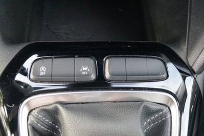 Opel Corsa 1.2 Edition (13)