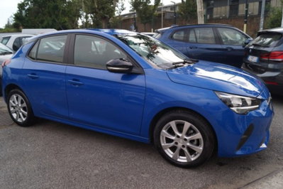 Opel Corsa 1.2 Edition (3)