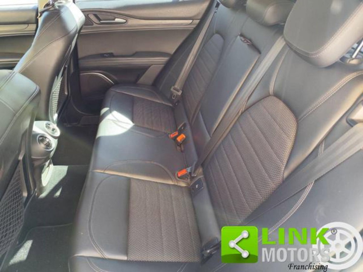 Alfa Romeo Stelvio Stelvio 2.2 Turbodiesel 210 CV AT8 Q4 Executive (7)