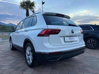 Volkswagen Tiguan 2.0 tdi Elegance 150cv dsg (4)