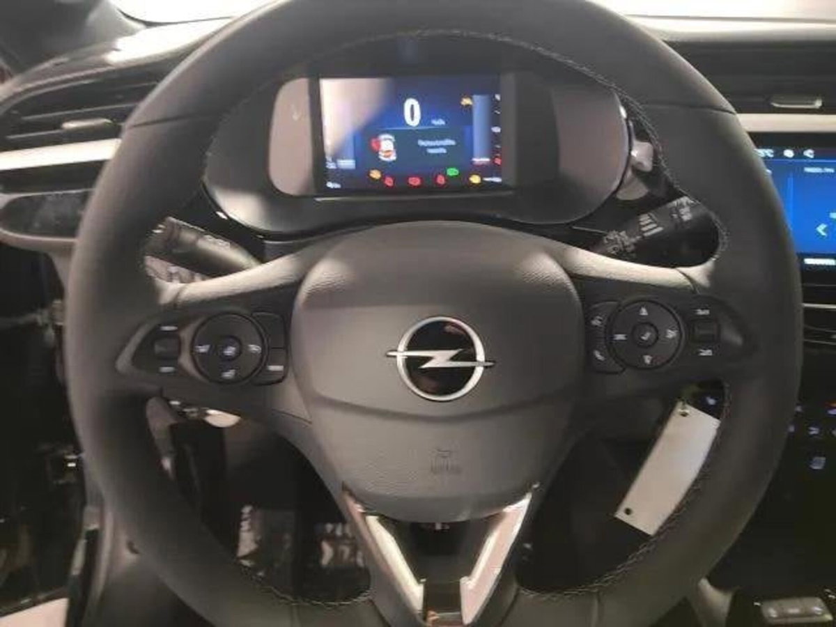 Opel Corsa 1.2 GS s&s 100cv (14)