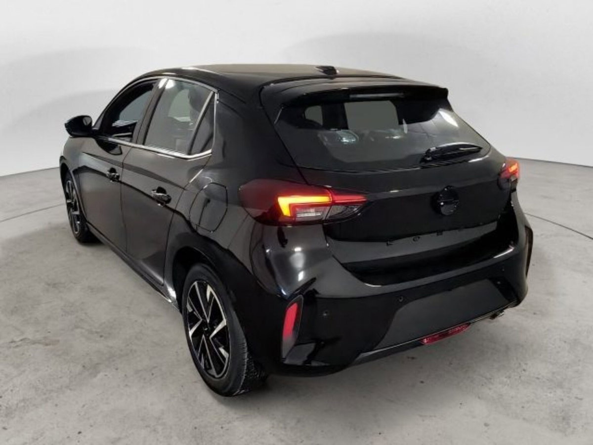 Opel Corsa 1.2 GS s&s 100cv (6)