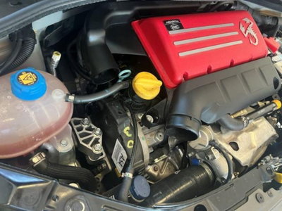 Abarth 595 595 1.4 Turbo T-Jet 165 CV (15)