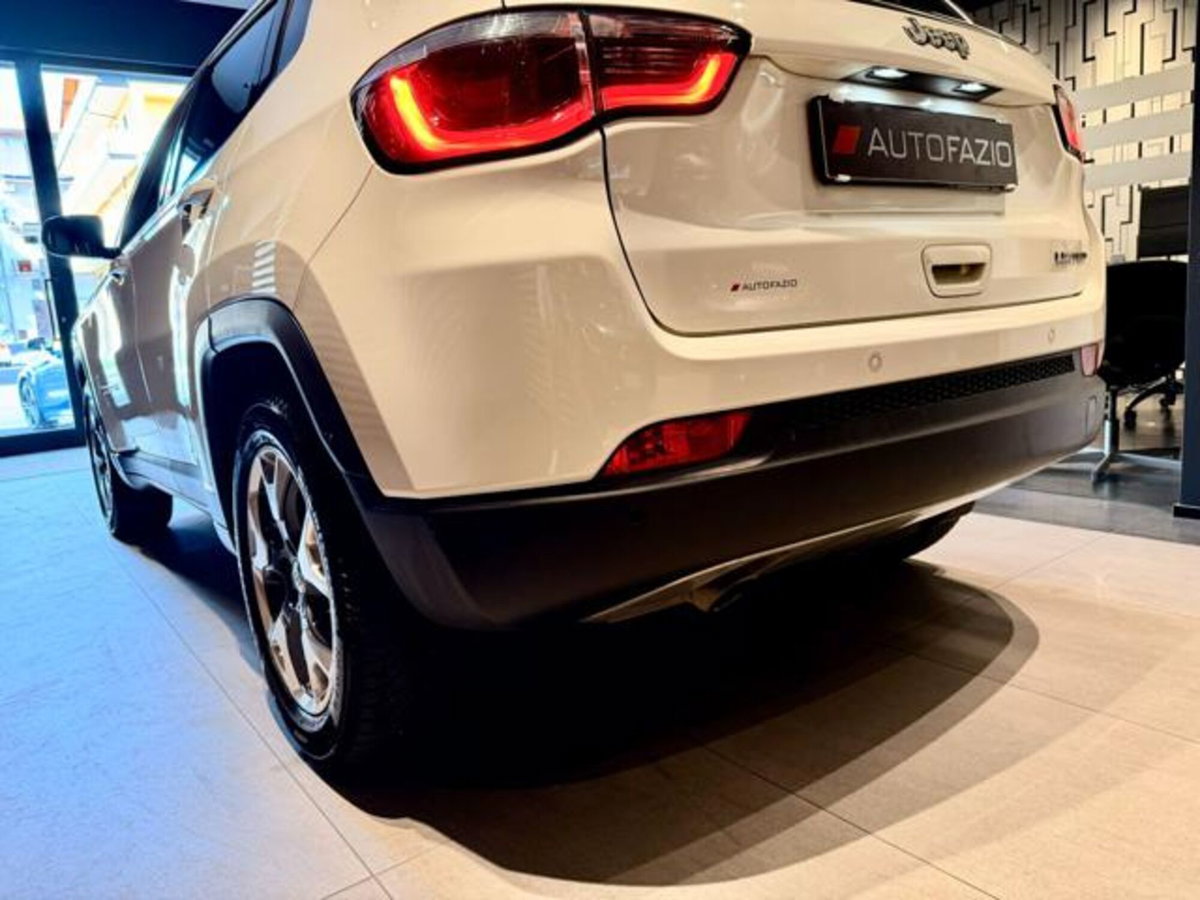 Jeep Compass 1.6 Multijet II 2WD Limited (12)