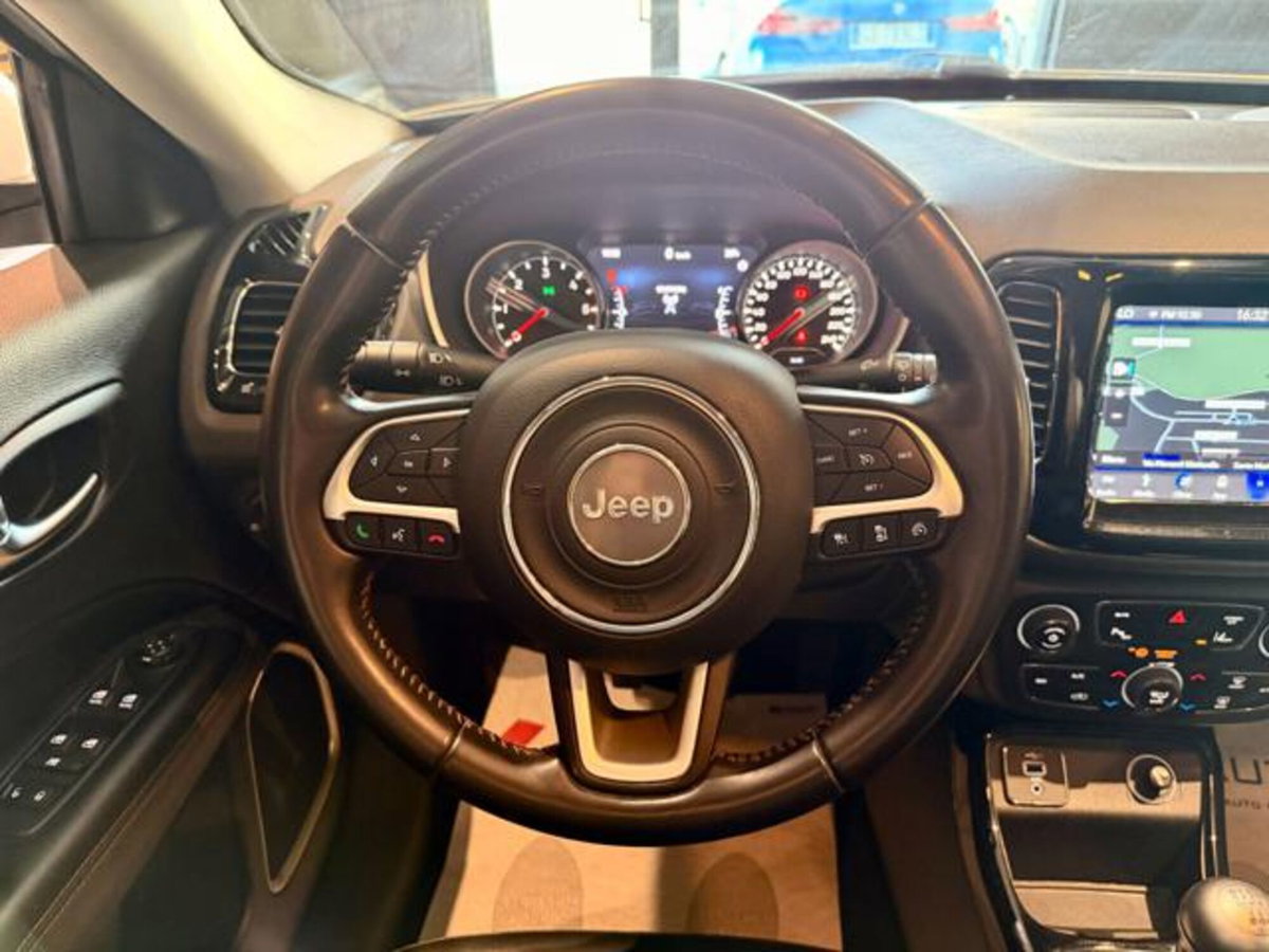 Jeep Compass 1.6 Multijet II 2WD Limited (14)