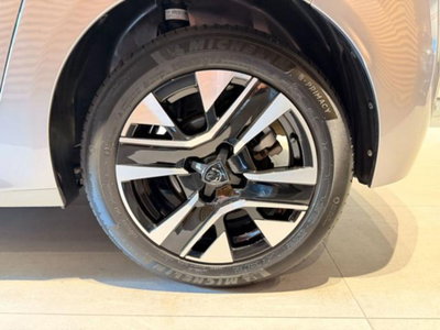 Peugeot 208 PureTech 100 Stop&Start 5 porte Allure (7)