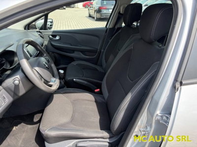Renault Clio Sporter dCi 8V 75 CV Moschino Intens (7)